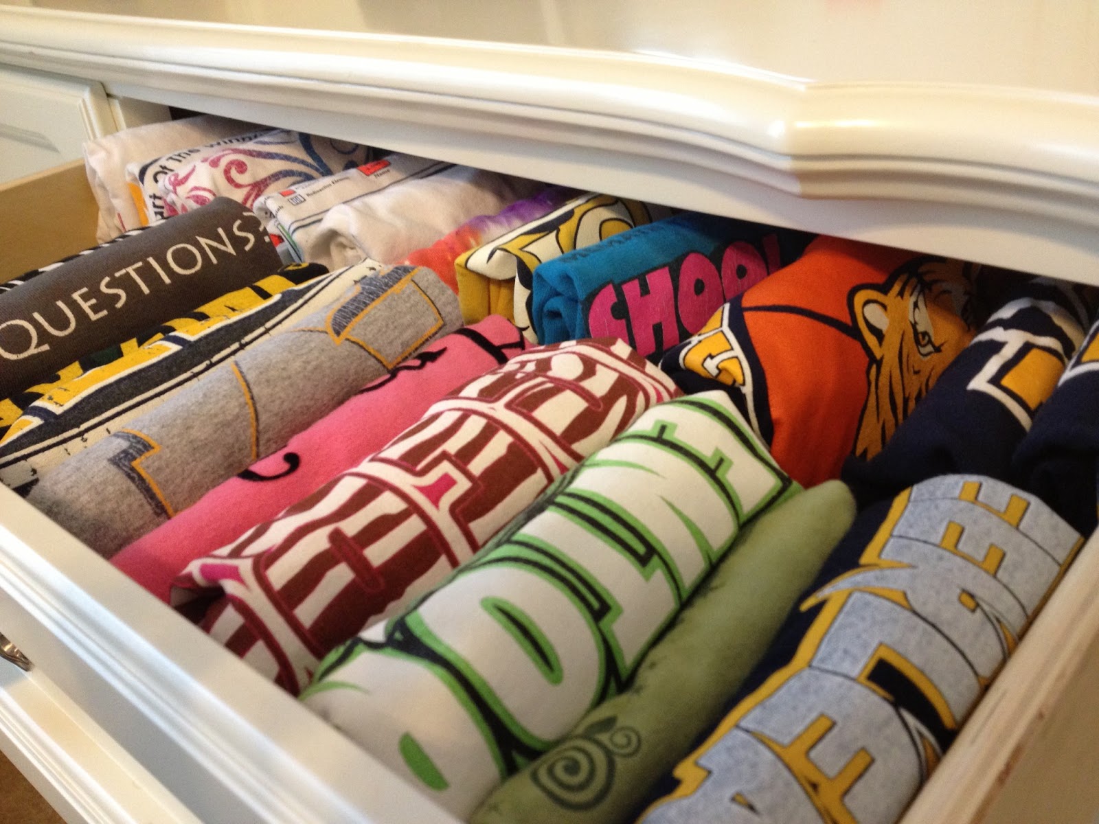 Organizing The Closet How to Keep Your TShirts Organized